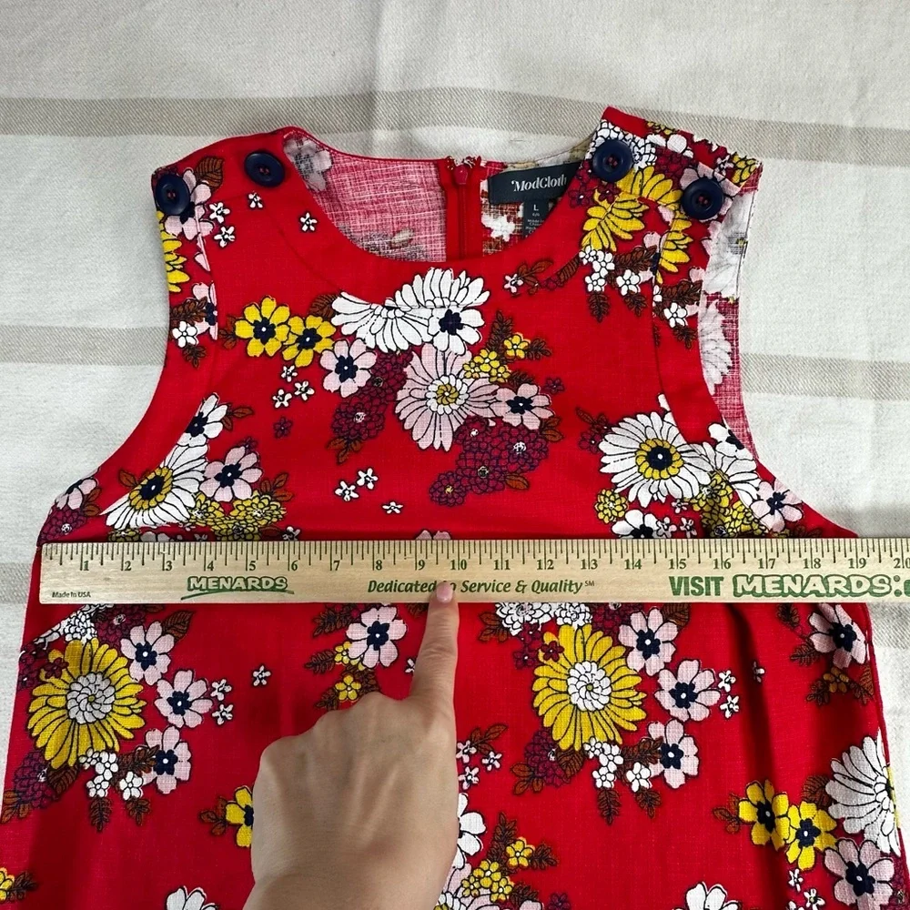ModCloth Red Floral Sleeveless Shift Dress 100% Cotton Size L Shoulder Buttons